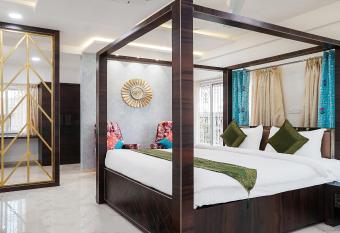 Treebo Trend Hotel A1 allows 18 year olds to book a room