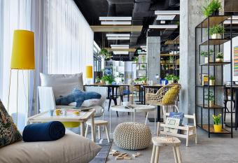 Hotel Arche Geologiczna allows 18 year olds to book a room