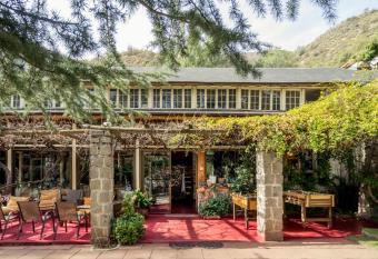 Hoster  a Millahue has Balcony rooms