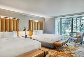 The Inn at Saratoga, Tapestry Collection by Hilton has Balcony rooms