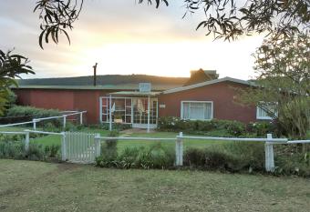 Bohemian Garden Cottages has Balcony rooms