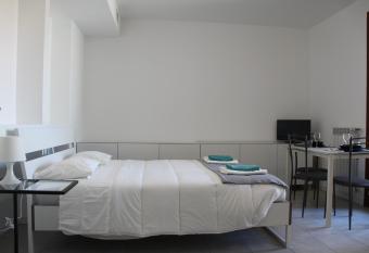 Luxory Suites has Balcony rooms