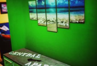 Central Apartment Isernia allows 18 year olds to book a room