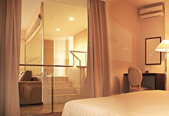 Uliss has rooms with a private hot tub