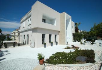 Naias has Balcony rooms