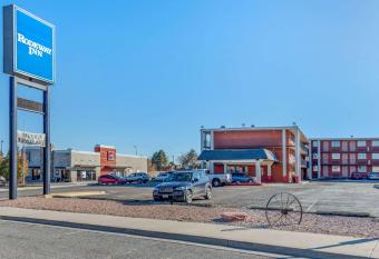 Rodeway Inn Pueblo has Smoking rooms