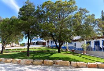 Quinta Solar da Portela allows 18 year olds to book a room