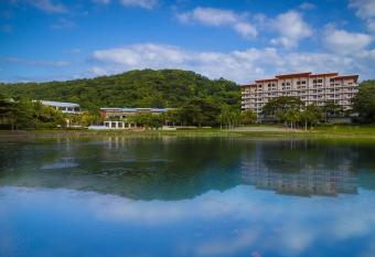 Pico Sands Hotel has Balcony rooms