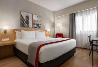 Ramada by Wyndham Madrid Getafe allows 18 year olds to book a room