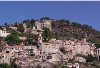 La Tour de Guet has Balcony rooms