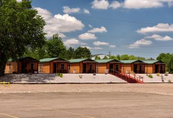 South Platte Cabins & Kennels allows 18 year olds to book a room