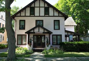 Rosewood Inn allows 18 year olds to book a room