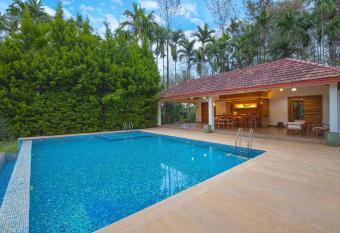 StayVista at Tall Silver allows 18 year olds to book a room