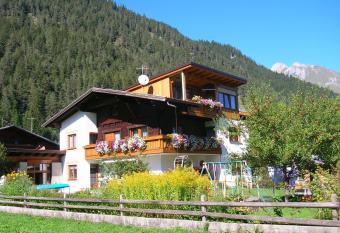 Ferienwohnungen Kerber has Balcony rooms
