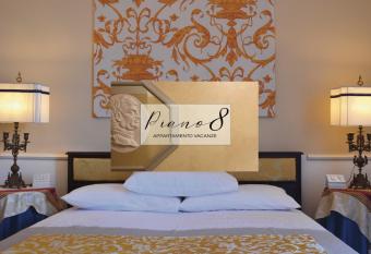 Piano8 has Balcony rooms