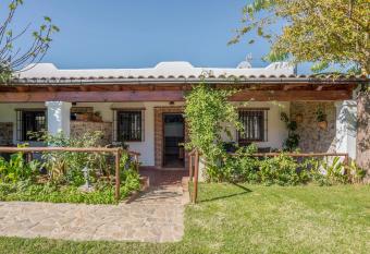 El Descanso Conil 1 has Balcony rooms