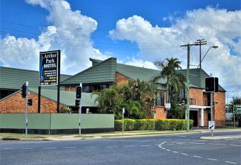 Archer Park Motel allows 18 year olds to book a room