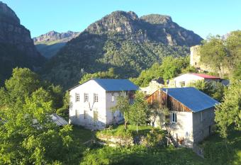 Ciuri s Guesthouse has Balcony rooms