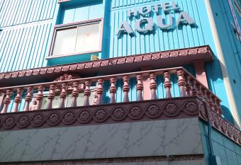 HOTEL AQUA (Adult only) allows 18 year olds to book a room