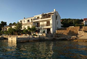 Perfect place for a perfect holiday has Balcony rooms