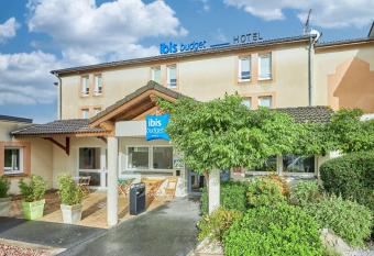ibis budget Lisieux allows 18 year olds to book a room