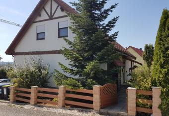 Kunst und Kultur in Weimar has Balcony rooms