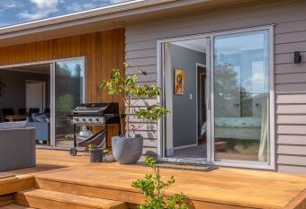 Fern Haven allows 18 year olds to book a room