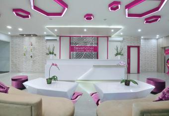 favehotel Malang allows 18 year olds to book a room