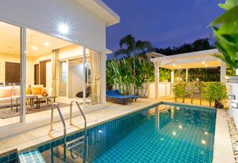 Villa Green 9 allows 18 year olds to book a room