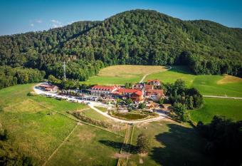 Landgasthof Deutsches Haus KG has Balcony rooms