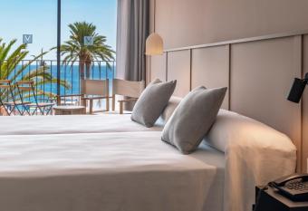 GHT Miratge - Only Adults 18 and up has Balcony rooms