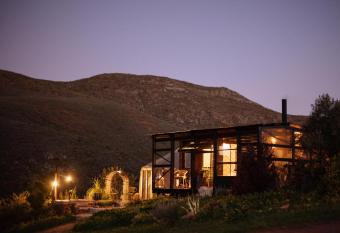 Southern Yurts has Balcony rooms