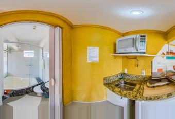 Pousada   guas do Mariscal allows 18 year olds to book a room