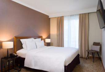 Marriott Executive Apartments Brussels allows 18 year olds to book a room