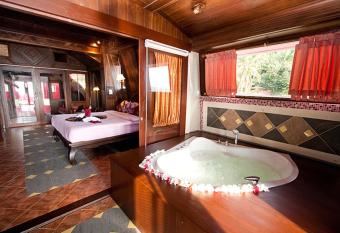 Rin Beach Resort has Balcony rooms