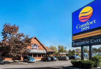 Comfort Inn has Balcony rooms