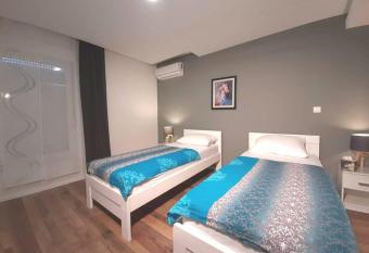 Villa Flower with Free Onsite Parking allows 18 year olds to book a room