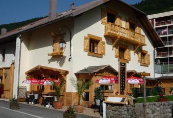 Relais Mont Jura Adults Only allows 18 year olds to book a room