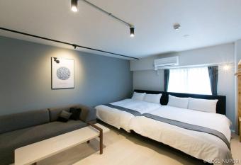 bHOTEL Origaminn 602 - 5 mins PeacePark allows 18 year olds to book a room