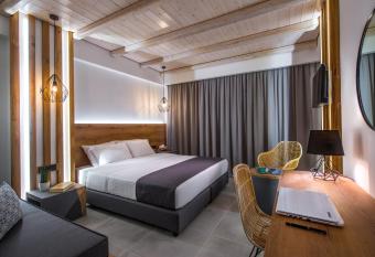 Casa Blu Boutique Hotel  allows 18 year olds to book a room