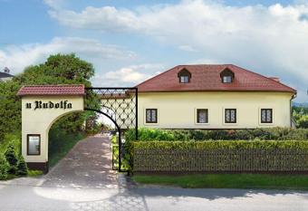 Penzion u Rudolfa allows 18 year olds to book a room