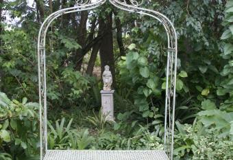 Happy Lands Farmstay has Balcony rooms