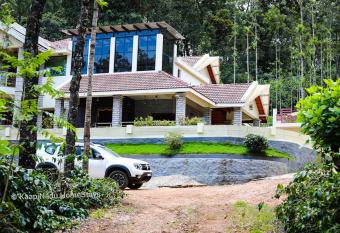 Butter Clouds HomeStay has Balcony rooms