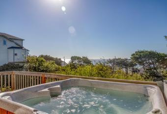 Alta Marea Shore has Balcony rooms