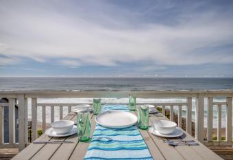 The Driftwood has Balcony rooms