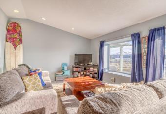 Twain House has Balcony rooms