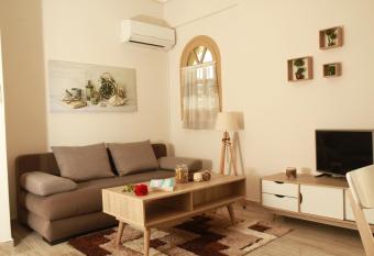 Petra Thea Apartments 4 has Balcony rooms