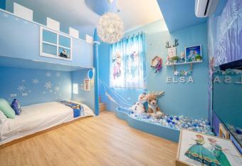       1955                   has Balcony rooms