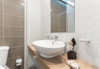 City Center Hotel has Balcony rooms