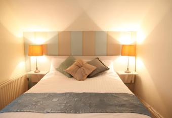 An Sugan Guesthouse allows 18 year olds to book a room